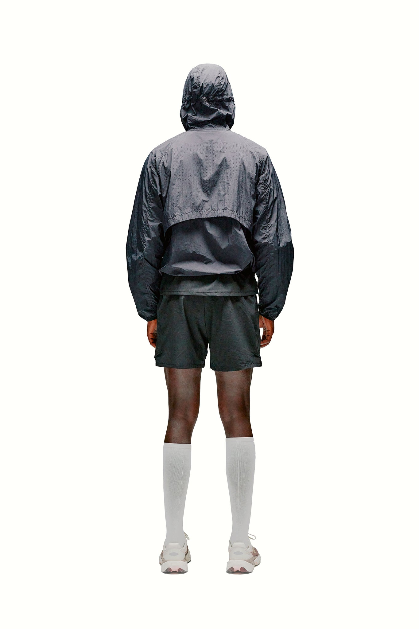 LIGHTWEIGHT RUNNING JACKET