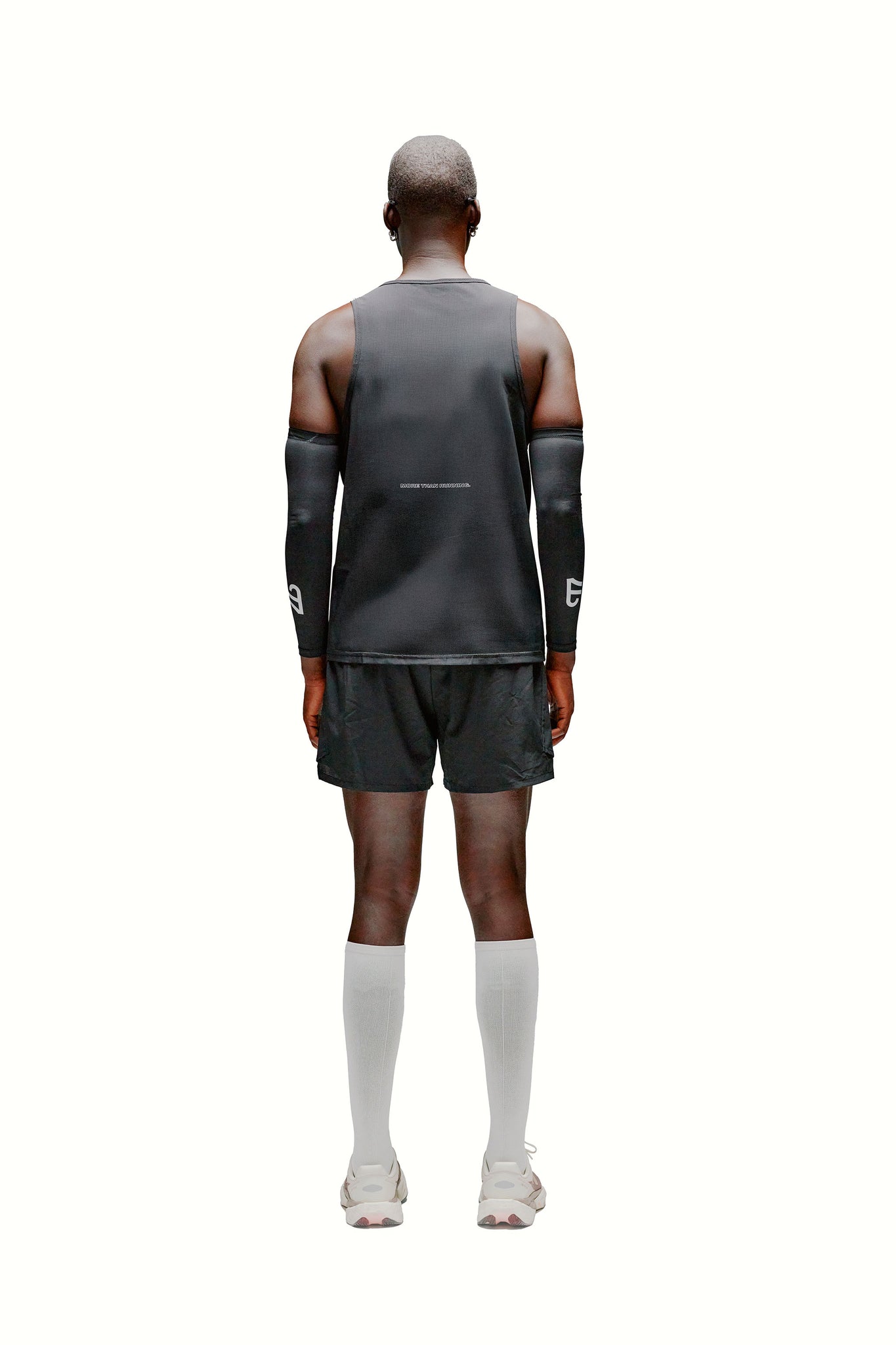 9T7 RACE SINGLET